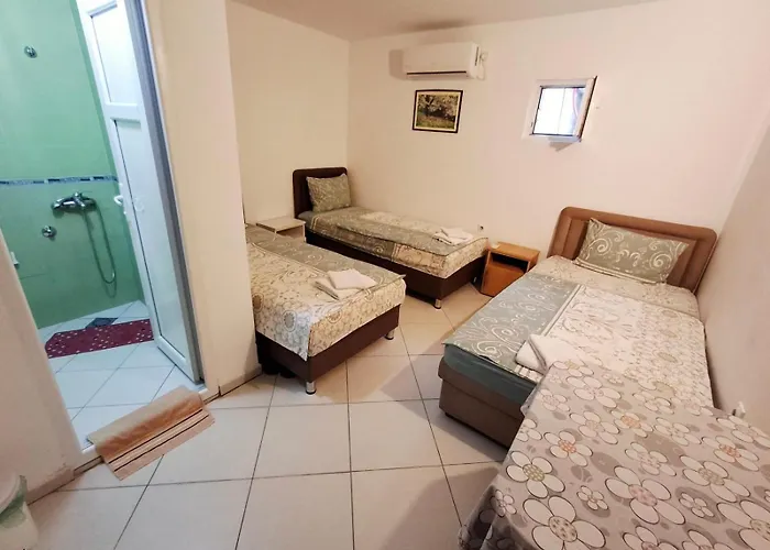 As Montenegro Pensión