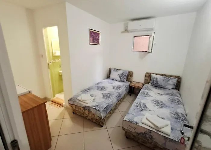 Pensión As Montenegro