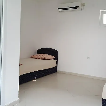 As Montenegro Guest house *